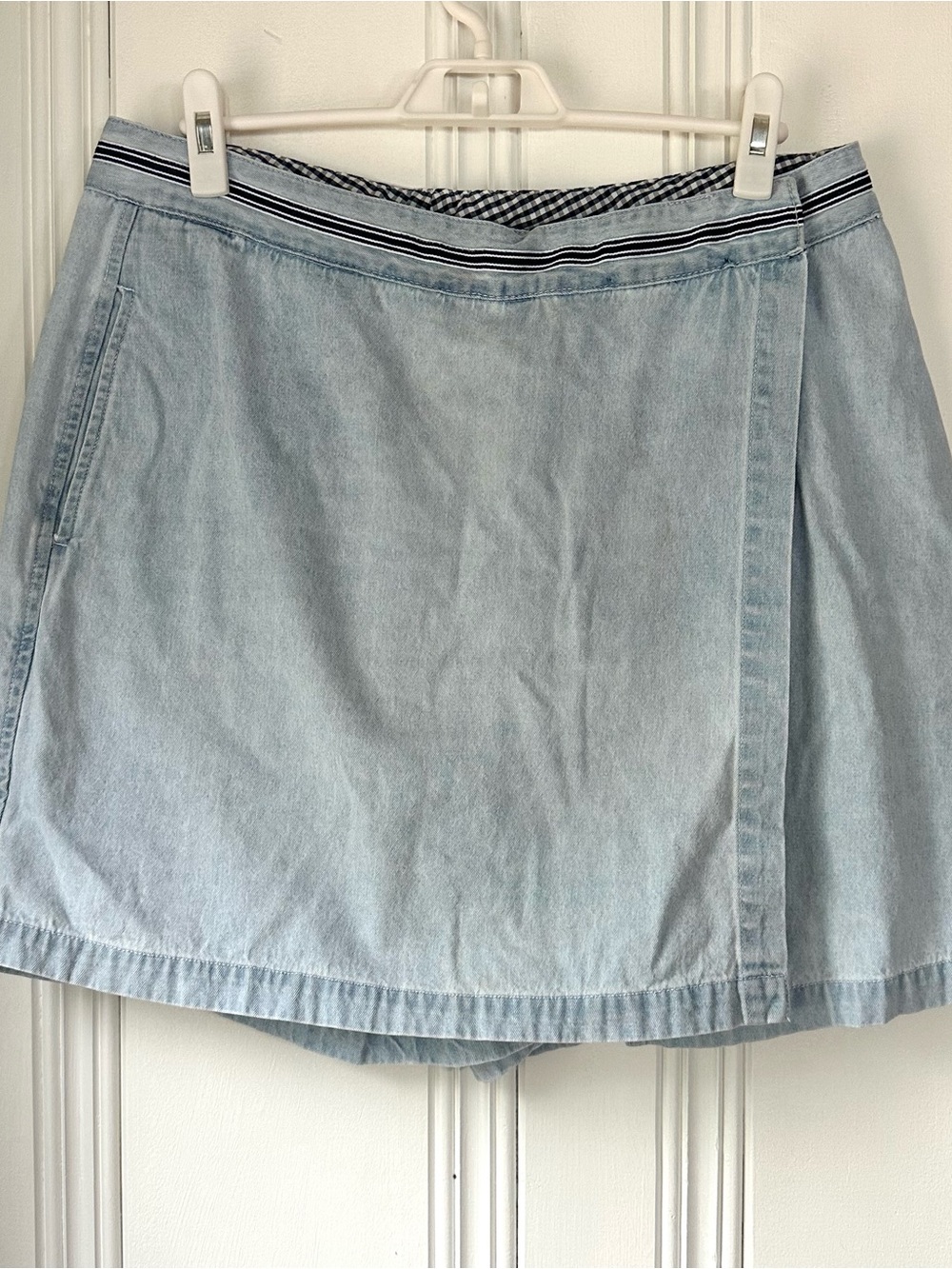 90s Wrap Skort size 18, Light Wash Denim